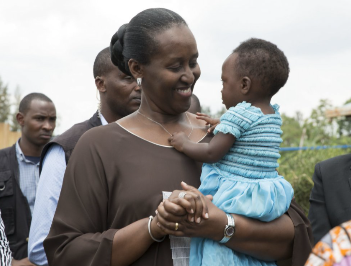  Mwahamije ko Umutwaza w’Umutware ari Umumaragishyika iteka” isabukuru nziza Jeannette Kagame